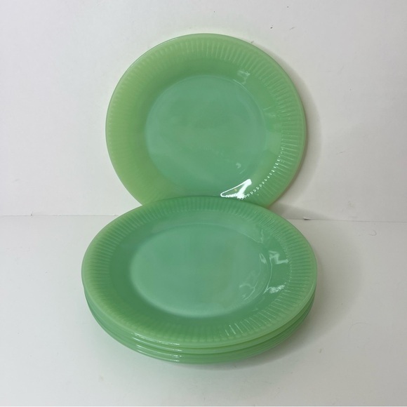 Vintage Fire King Jadeite Green Oven Ware 7 3/4" Round Glass Saucer Plat… - Picture 1 of 6